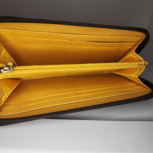 Fendi Zucca Long Zip Wallet 100% Authentic - Picture 5 of 6